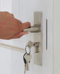 Super Locksmith Service Bridgeport, CT 203-433-3557 Super Locksmith Service Bridgeport, CT 203-433-3557 - re-key-locks
