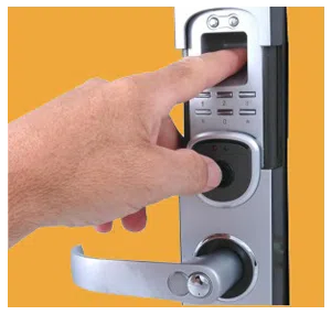 Super Locksmith Service Bridgeport, CT 203-433-3557 - lock-change